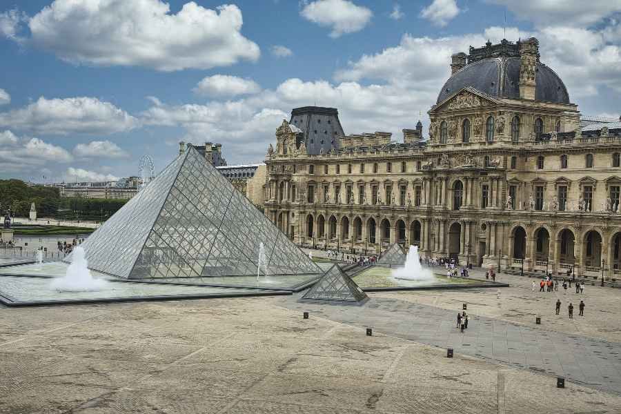 Louvre Museum