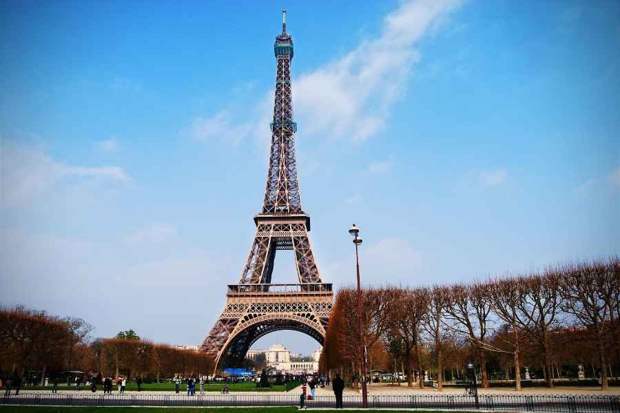 tower-eiffel-paris